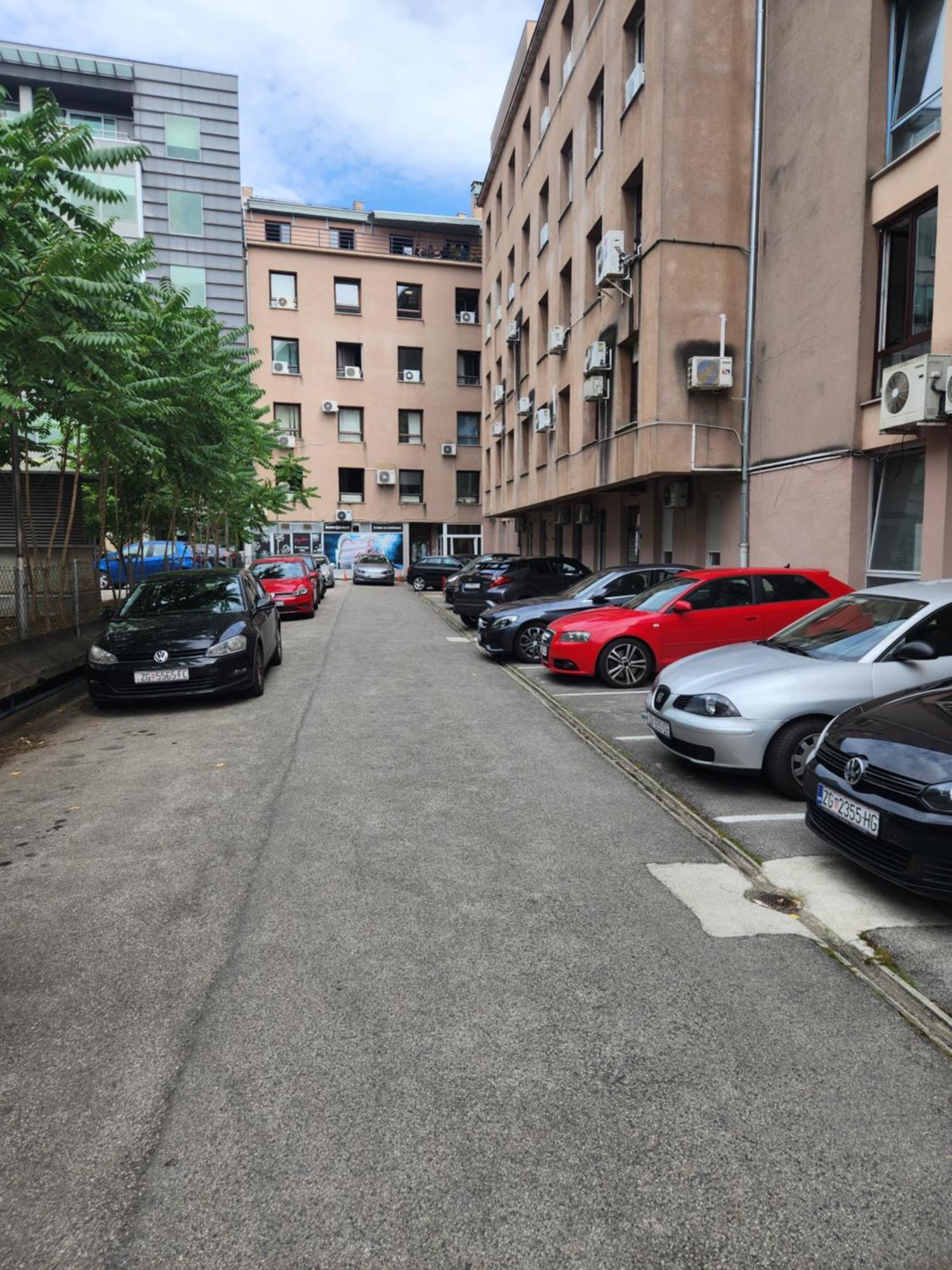 Apartman Zagreb Cca 42M2 With Free Parking Екстериор снимка